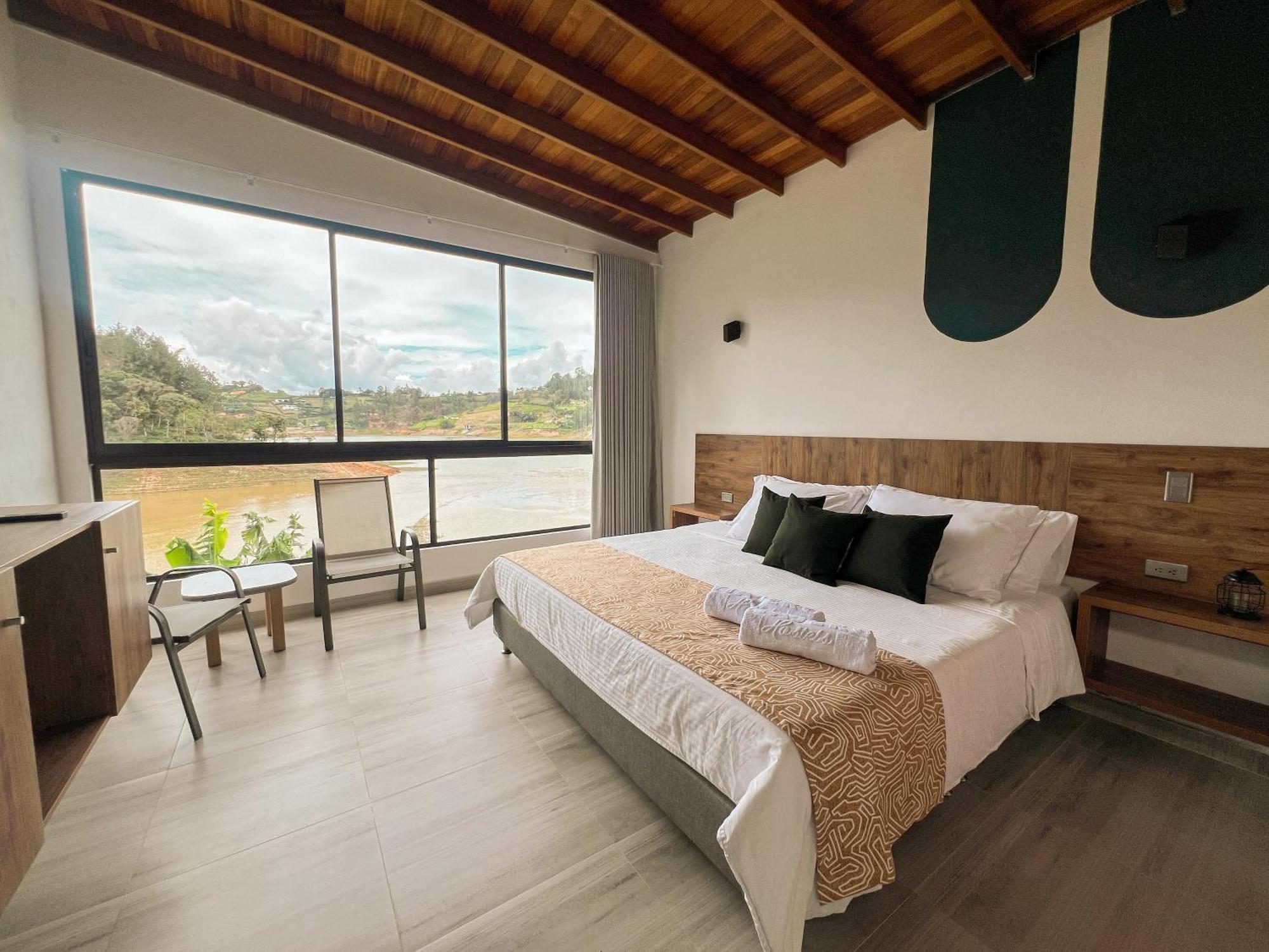 Viajero Guatape Hostel & Lake Club المظهر الخارجي الصورة