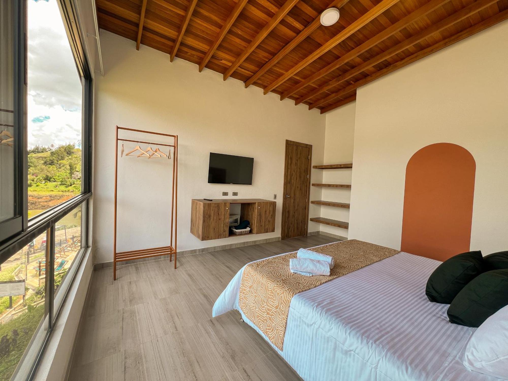 Viajero Guatape Hostel & Lake Club الغرفة الصورة