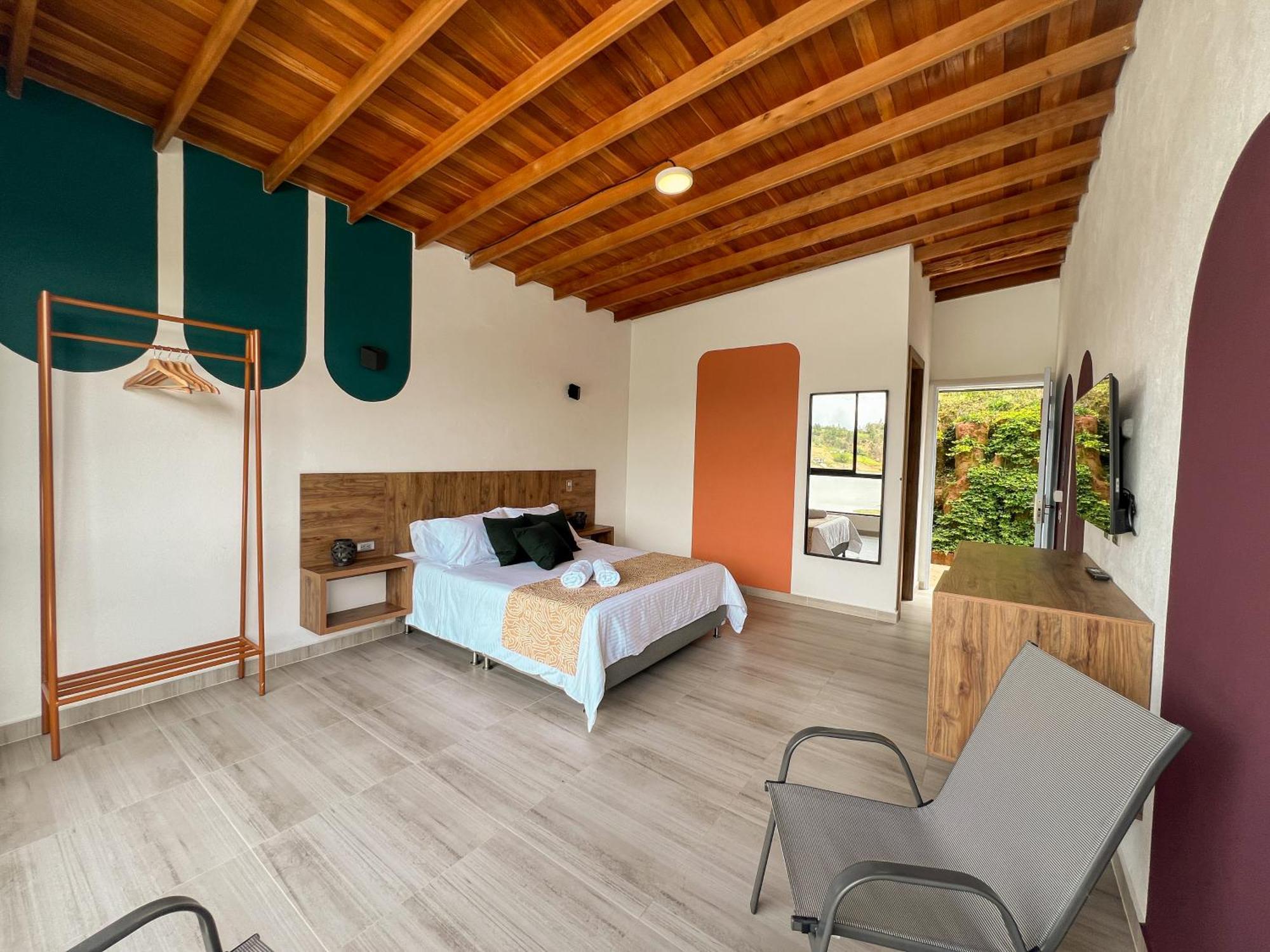 Viajero Guatape Hostel & Lake Club الغرفة الصورة