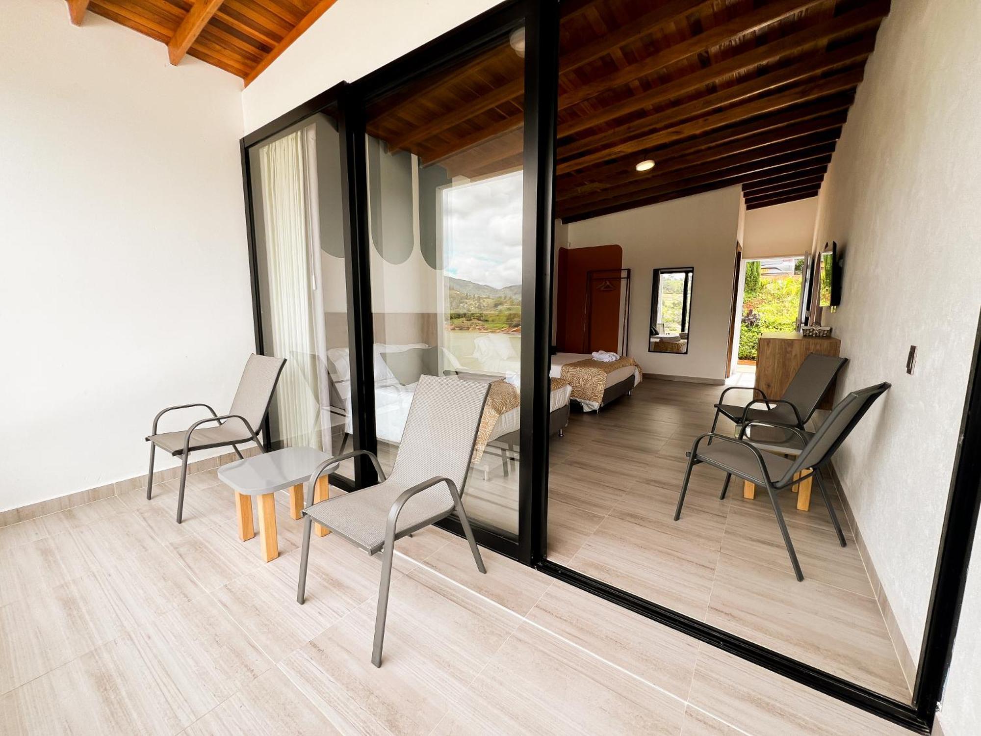 Viajero Guatape Hostel & Lake Club الغرفة الصورة