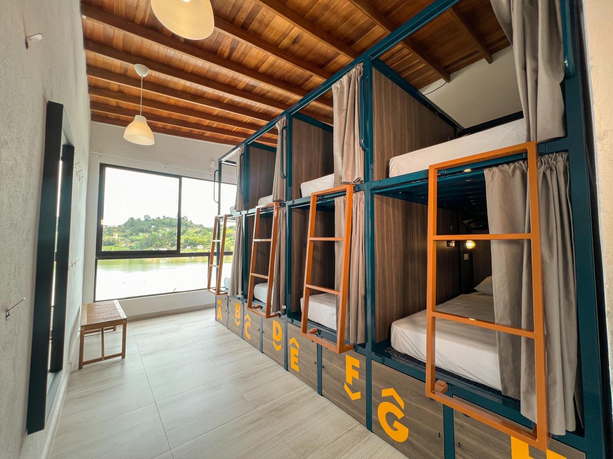 Viajero Guatape Hostel & Lake Club الغرفة الصورة