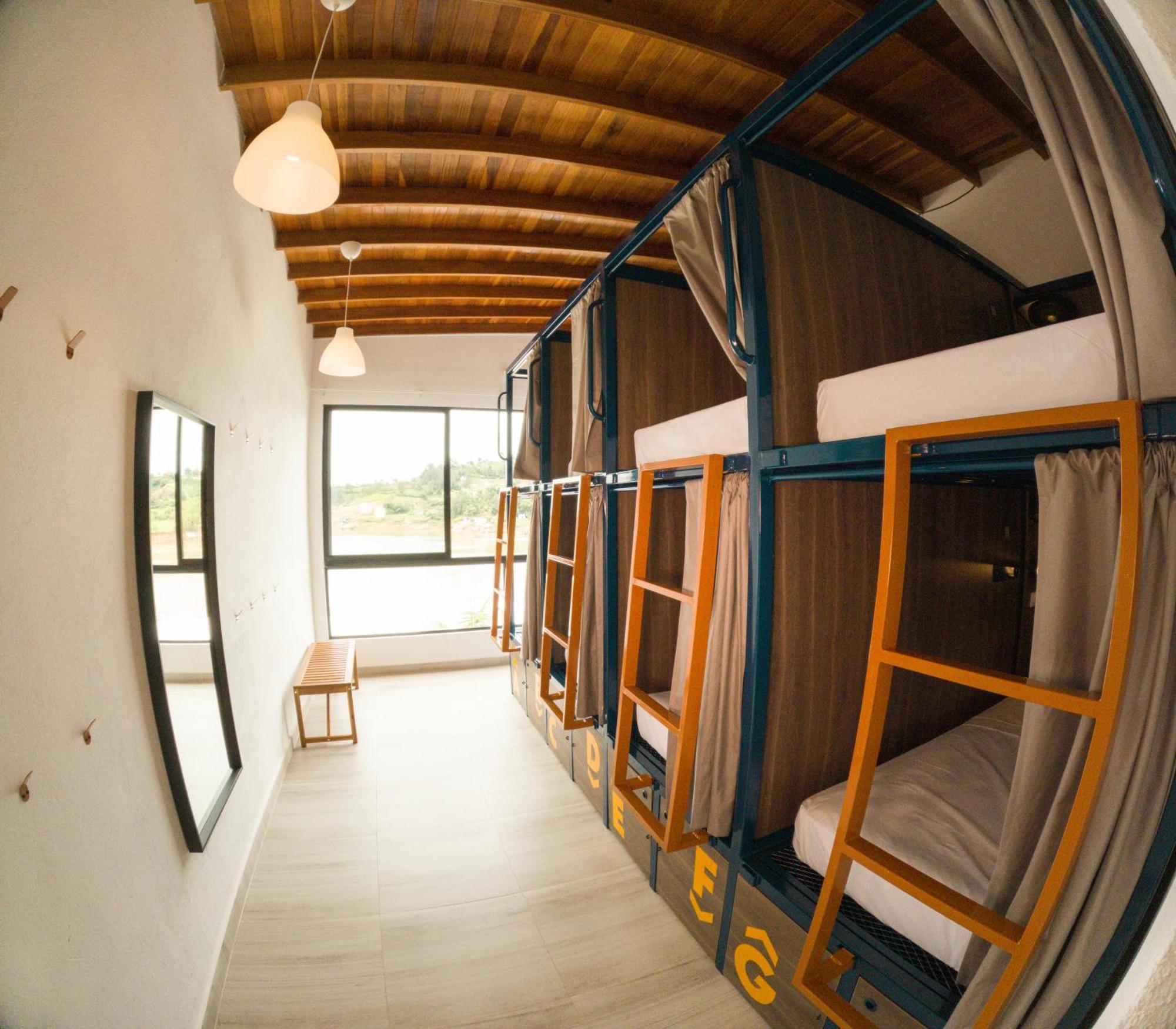 Viajero Guatape Hostel & Lake Club المظهر الخارجي الصورة