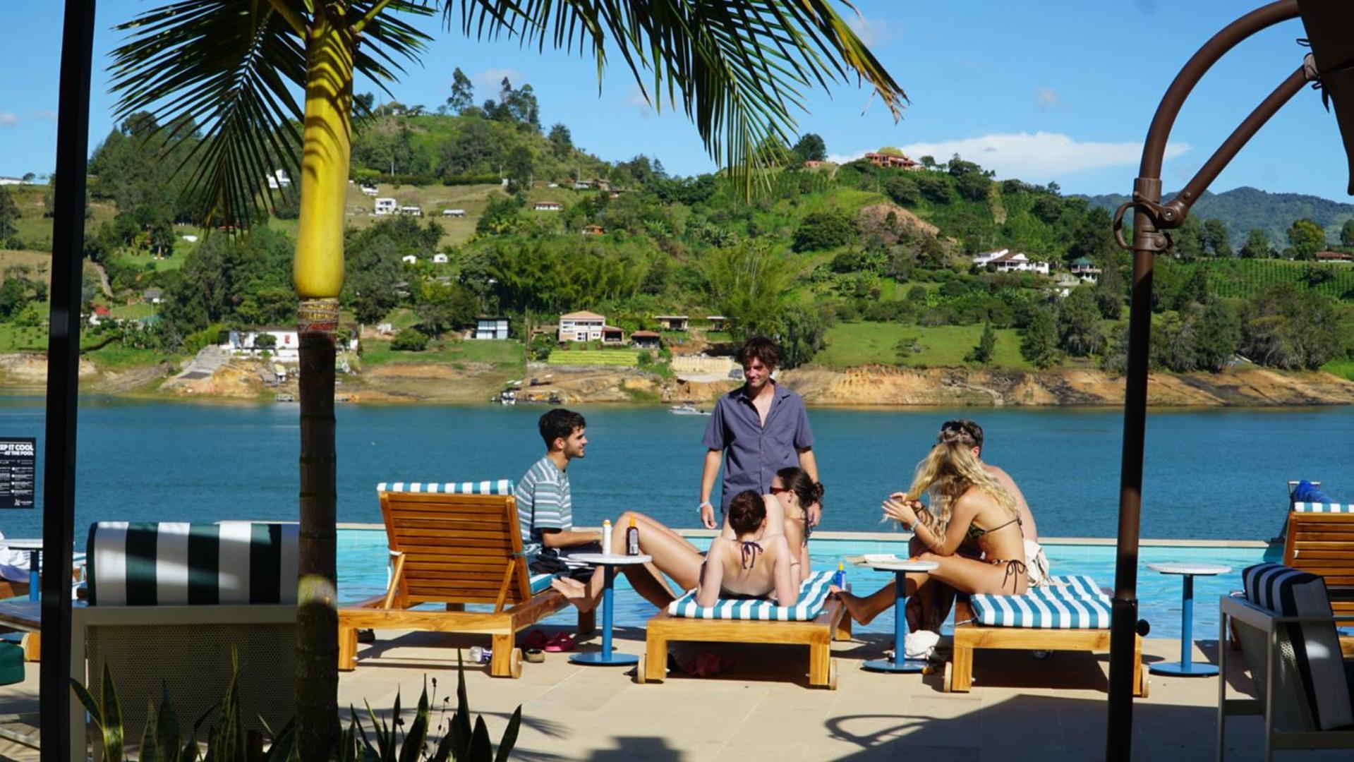 Viajero Guatape Hostel & Lake Club المظهر الخارجي الصورة