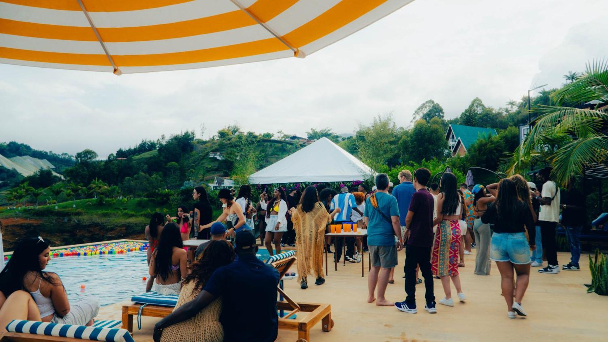 Viajero Guatape Hostel & Lake Club المظهر الخارجي الصورة