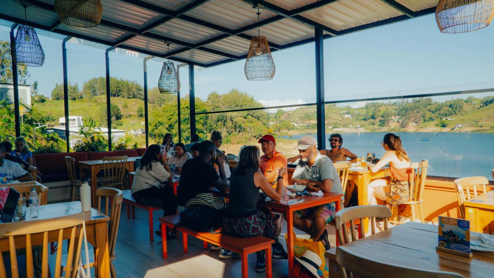 Viajero Guatape Hostel & Lake Club المظهر الخارجي الصورة