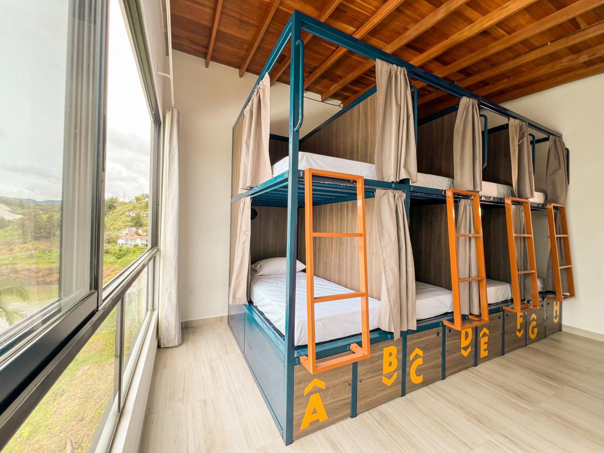 Viajero Guatape Hostel & Lake Club المظهر الخارجي الصورة